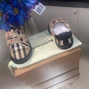Toddler Burberry shoes